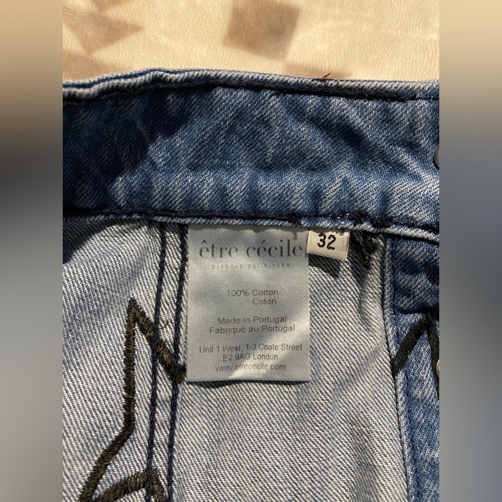 Être Cécile Button Up Denim Skirt with Star Design - Picture 4 of 5